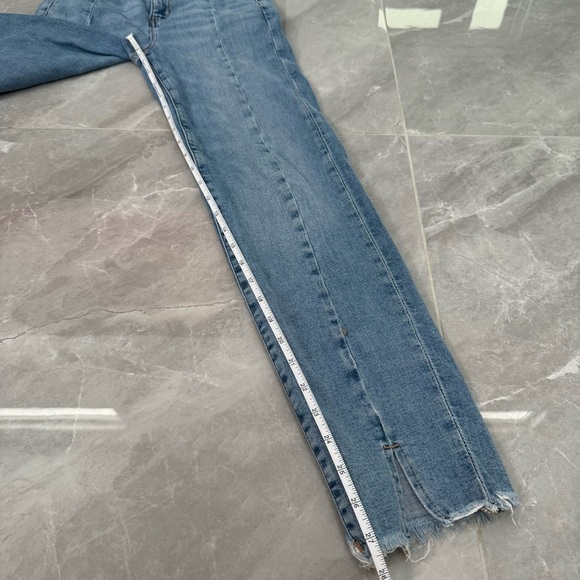 Women’s American Eagle Slim Straight Super Stretch Frayed Hem Jeans Size 00 - Picture 16 of 16